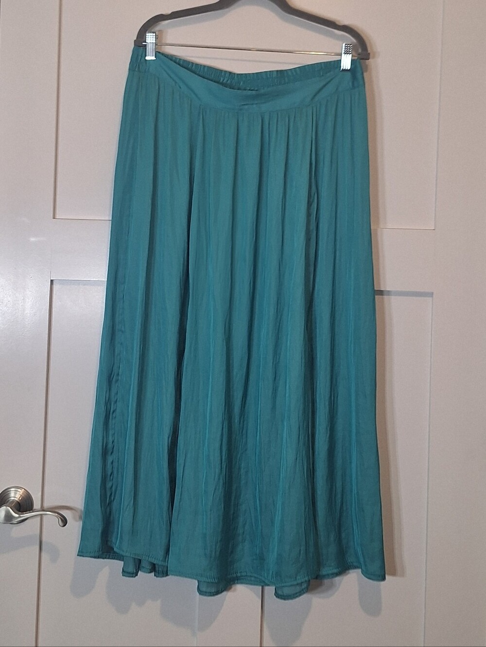 Chico's Maxi Skirt Satiny Pull On Rear Elastic Waist Chico's Sz 2.5 Or 14 Green